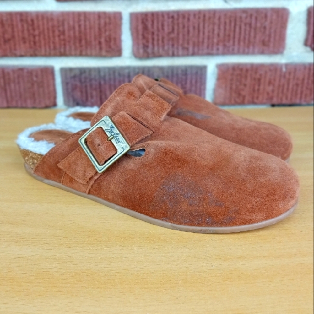 NWT Zodiac 'Maui' Saddle Suede Faux Fur Lined Cozy Clog in Cognac